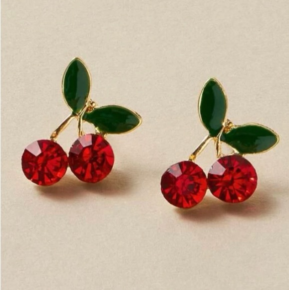 Jewelry - 🍒Rhinestone cherry stud earrings.